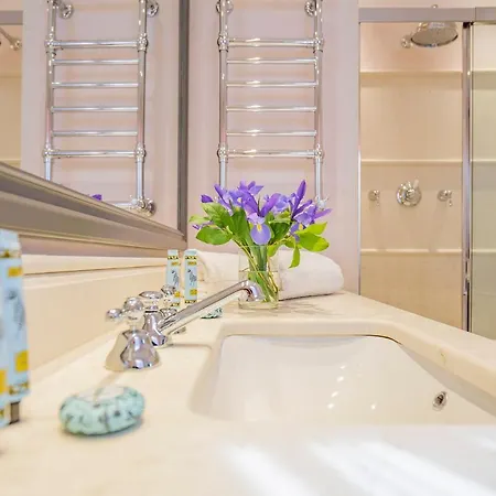 Ca' Grassi 2 Charming Balcony Апартаменты