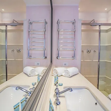 Ca' Grassi 2 Charming Balcony Apartment Venedig