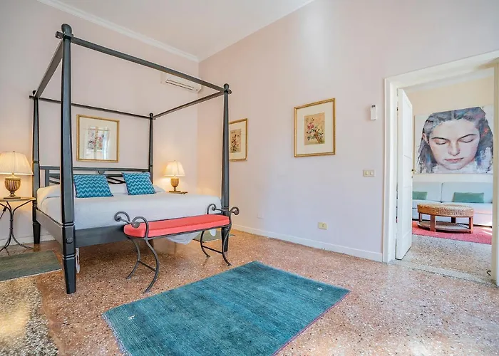 Ca' Grassi 2 In San Marco With Balcony *